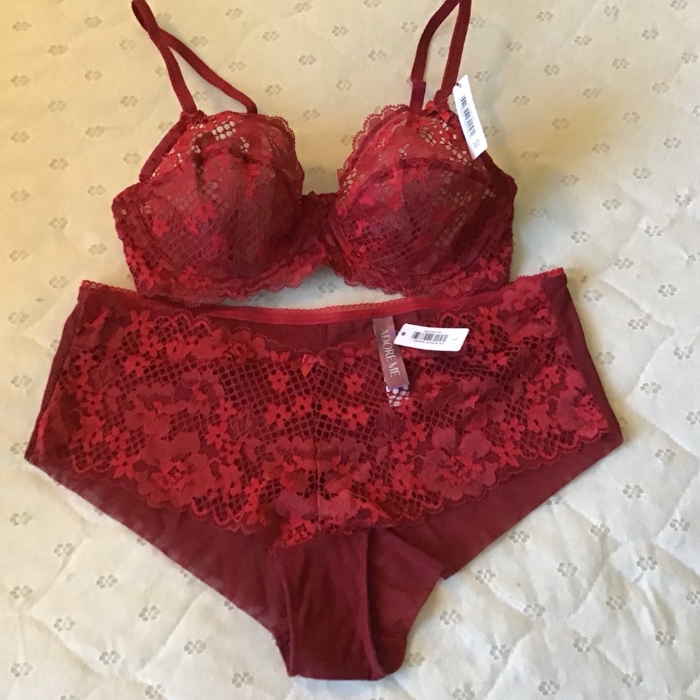 Adore Me Floral Lace Unlined Bra and Matching Roos